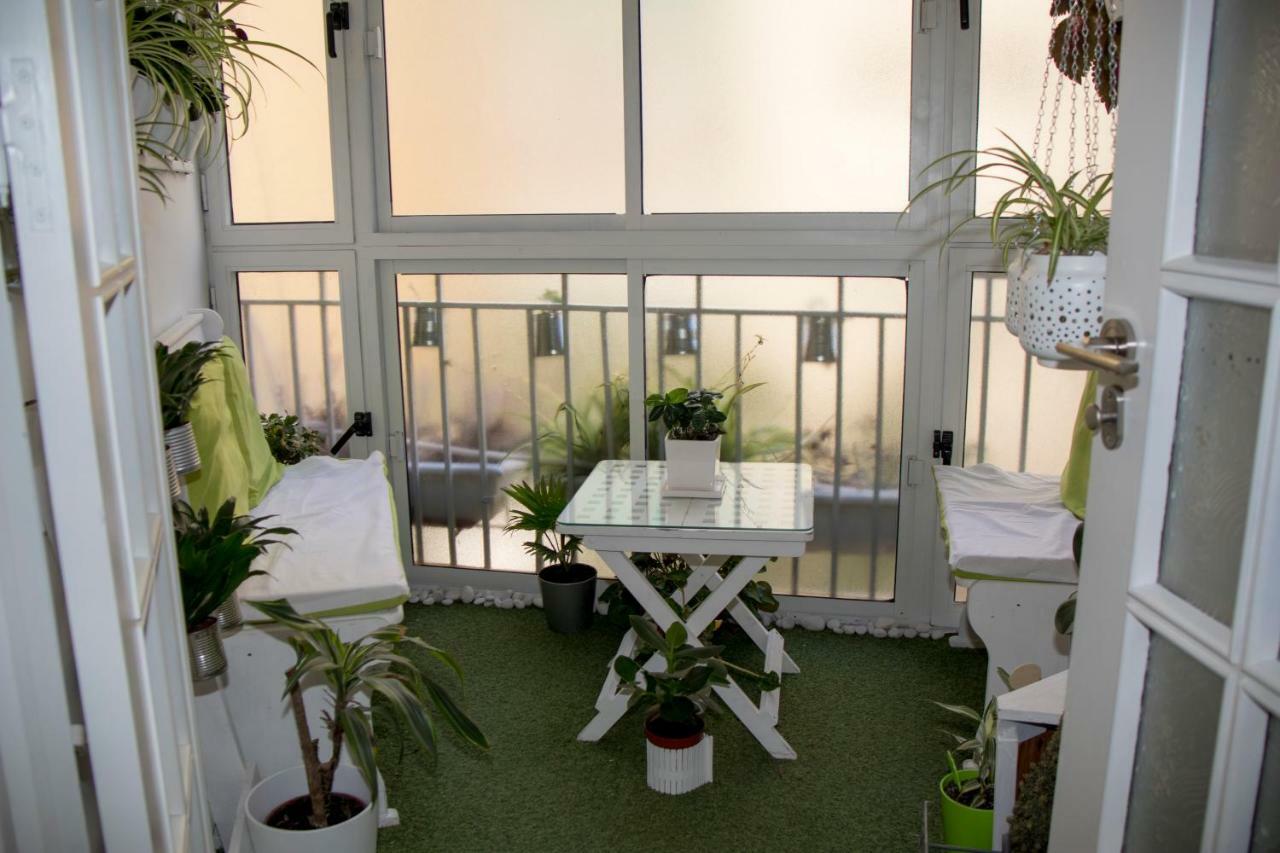 Apartamento E&R Malaga Centro- Parking Gratis Εξωτερικό φωτογραφία