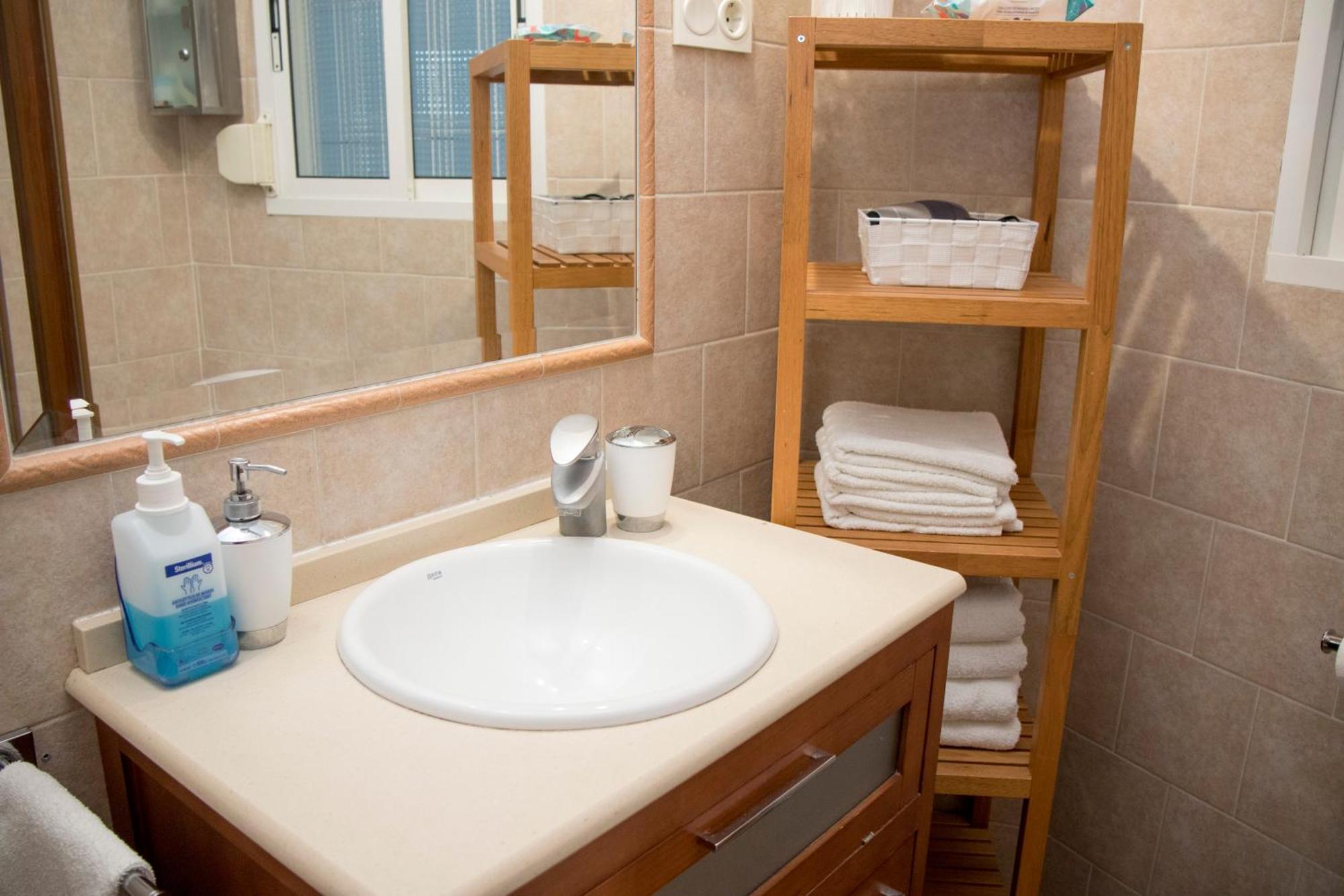 Apartamento E&R Malaga Centro- Parking Gratis Εξωτερικό φωτογραφία