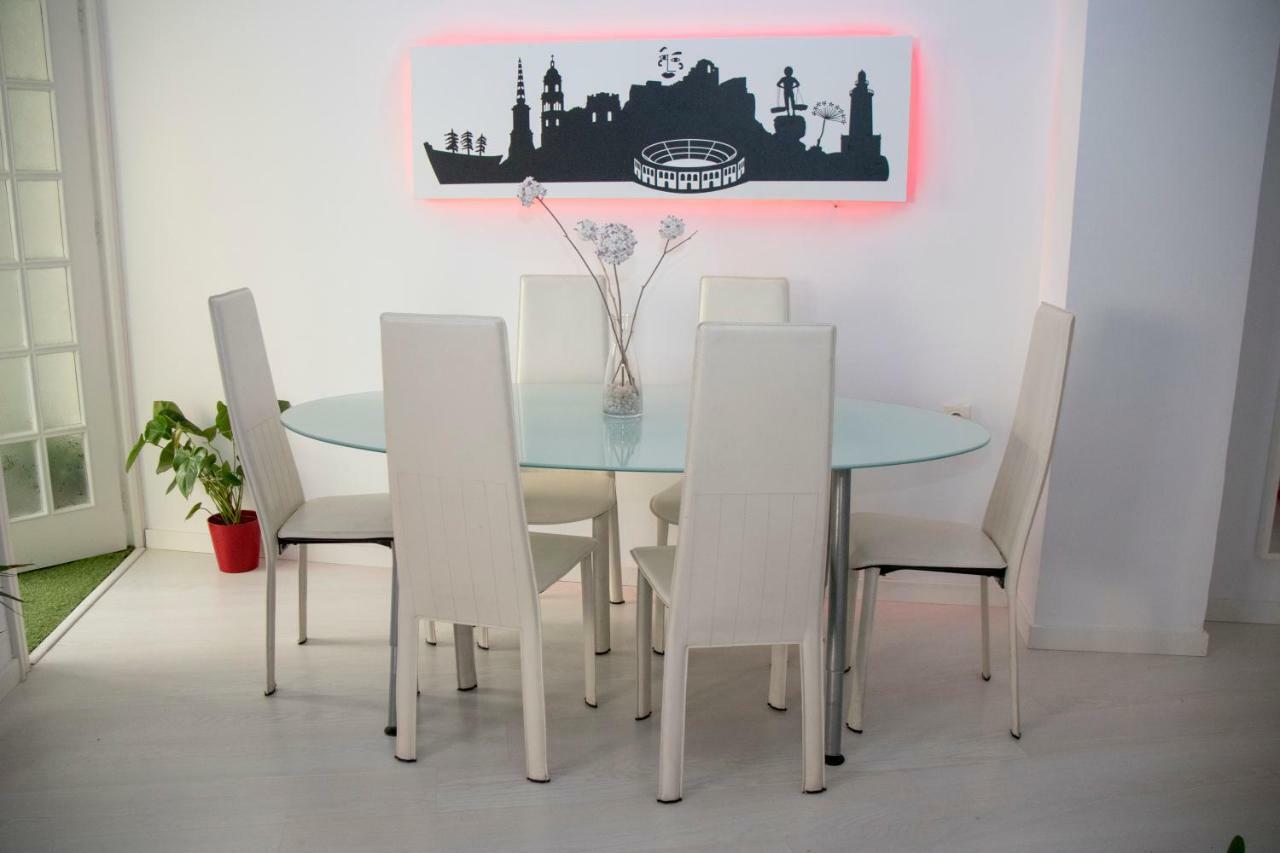 Apartamento E&R Malaga Centro- Parking Gratis Εξωτερικό φωτογραφία