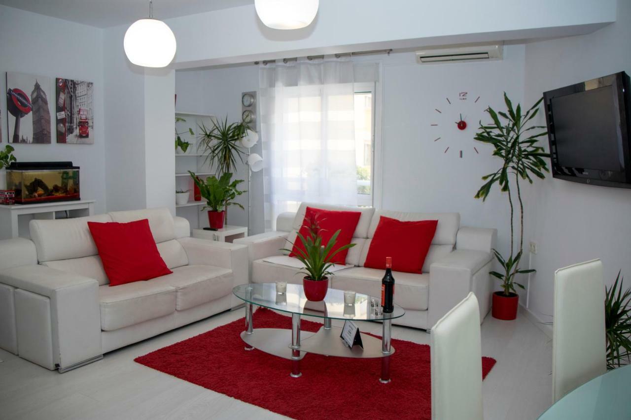 Apartamento E&R Malaga Centro- Parking Gratis Εξωτερικό φωτογραφία